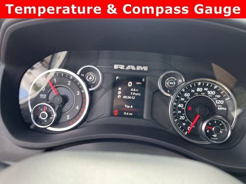 Used 2024 RAM 3500 Tradesman w/ Chrome Appearance Group image 20