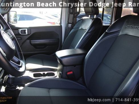 Used 2021 Jeep Wrangler Unlimited Sport image 31