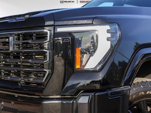 Used 2024 GMC Sierra 3500 AT4 w/ AT4 Premium Plus Package image 3