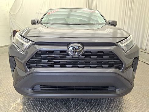 Certified 2023 Toyota RAV4 LE AWD/4WD image 32