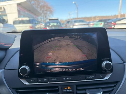 Used 2023 Nissan Altima 2.5 SR image 27