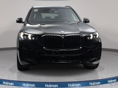 New 2026 BMW X5 xDrive40i w/ M Sport Package AWD/4WD image 2
