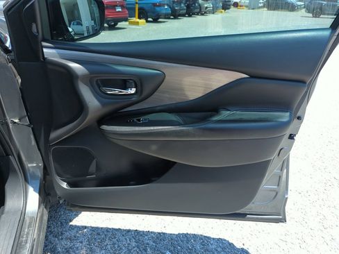 Used 2016 Nissan Murano Platinum w/ Platinum Technology Package FWD image 33