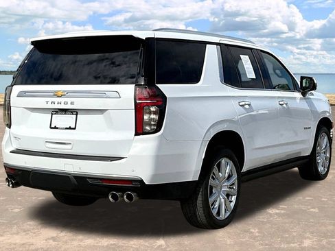 Used 2024 Chevrolet Tahoe High Country w/ Premium Package AWD/4WD image 8