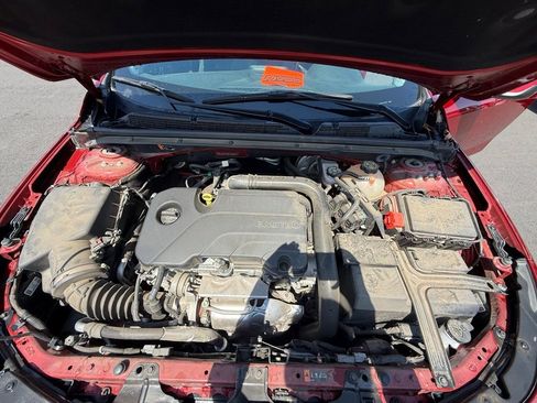 Used 2022 Chevrolet Malibu LT FWD image 30