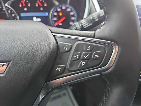 Used 2023 Chevrolet Equinox LT image 24