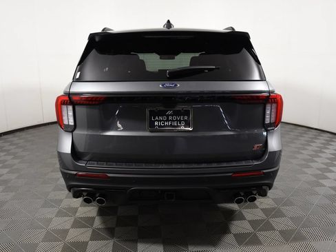 Used 2025 Ford Explorer ST AWD/4WD image 6