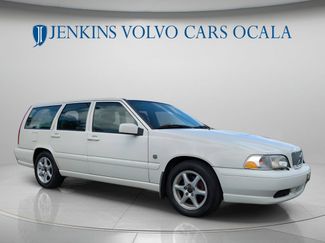 Used 1999 Volvo V70 FWD video 1