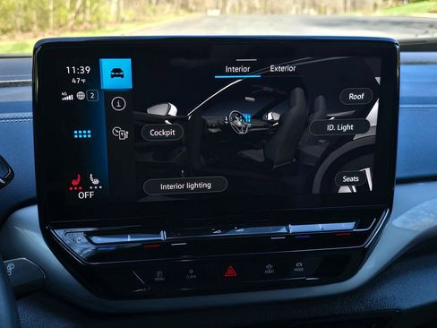 Used 2024 Volkswagen ID.4 S image 35