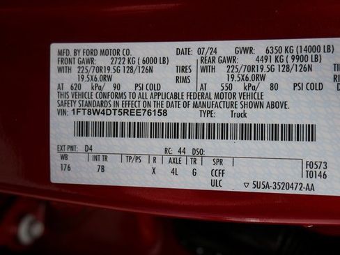 Used 2024 Ford F450 Platinum w/ FX4 Off-Road Package image 30