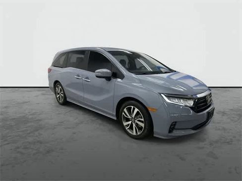 Used 2023 Honda Odyssey Touring image 5
