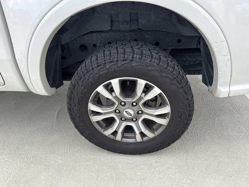 Used 2019 Ford Ranger Lariat w/ FX4 Off-Road Package AWD/4WD image 8