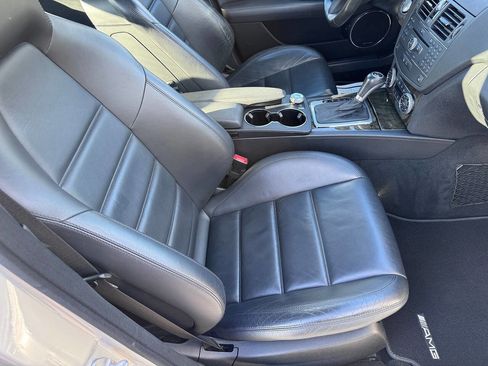 Used 2009 Mercedes-Benz C 63 AMG C 63 AMG 4dr Sedan image 19