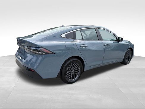 New 2026 Nissan Sentra SV w/ Floor Mat Package FWD image 8