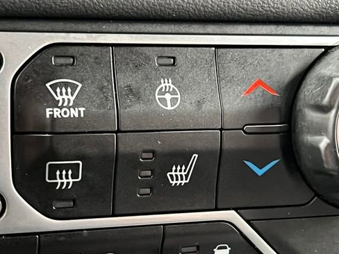 Used 2025 Jeep Wrangler Unlimited Rubicon AWD/4WD image 29