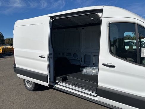 New 2025 Ford Transit 250 148 Medium Roof Extended AWD image 9