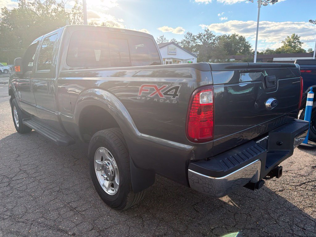 Used 2016 Ford F250 XLT w/ FX4 Off-Road Package AWD/4WD image 7