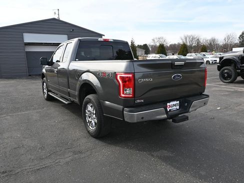 Used 2015 Ford F150 XLT w/ Equipment Group 302A Luxury image 9