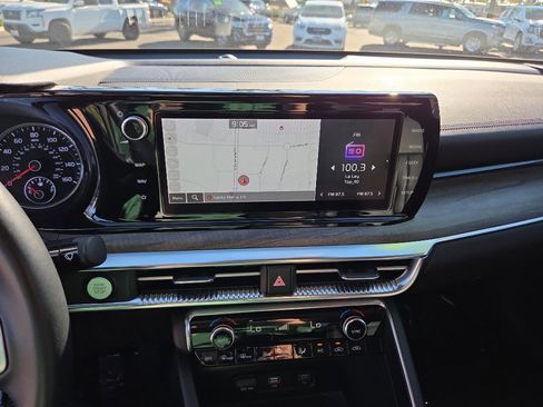 Used 2022 Kia K5 EX w/ EX Premium Package image 11