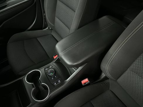 Used 2022 GMC Terrain SLE w/ Driver Convenience Package AWD/4WD image 51