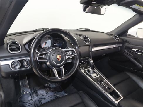 Used 2017 Porsche 718 Boxster S RWD image 34