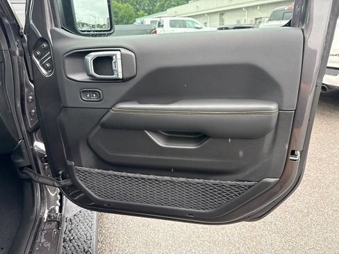 New 2027 Jeep Wrangler Unlimited Sahara AWD/4WD image 28