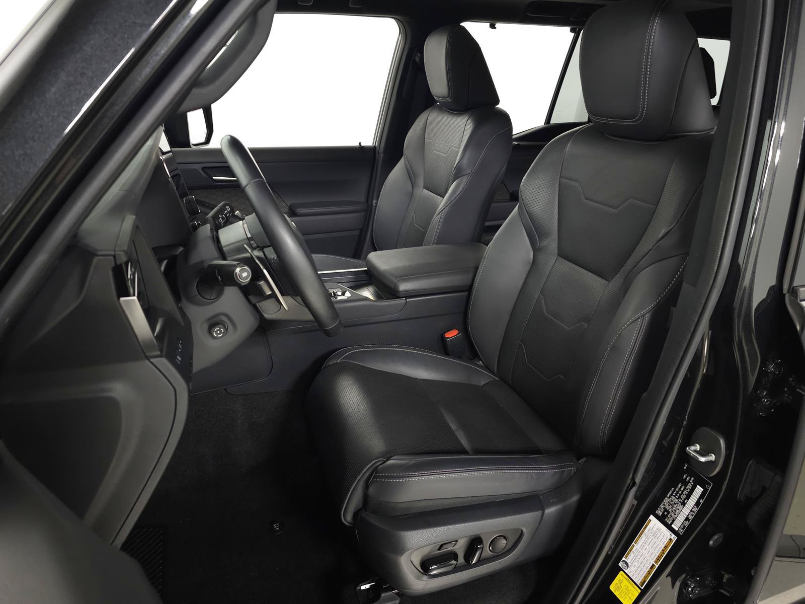 Used 2024 Lexus GX 550 w/ Accessory Package (Z1) AWD/4WD image 18