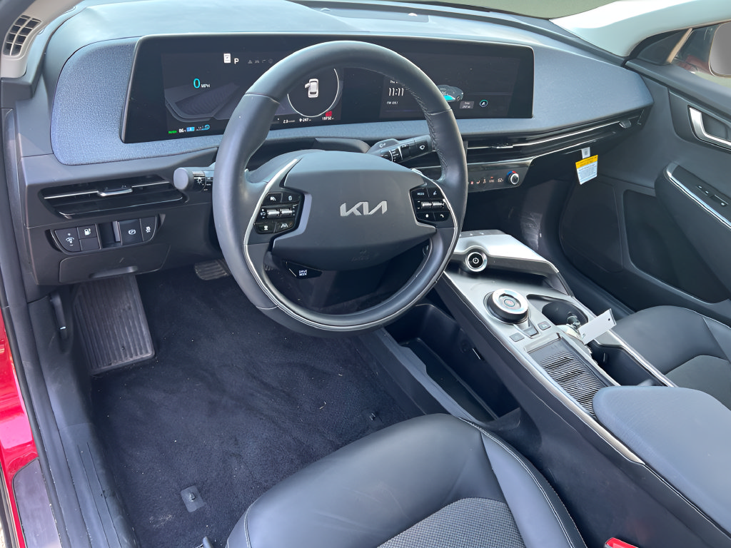 Used 2024 Kia EV6 Light AWD/4WD image 16