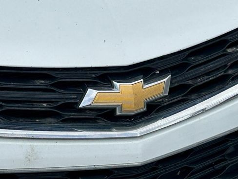 Used 2018 Chevrolet Cruze LT image 10