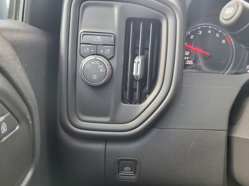 Certified 2024 Chevrolet Silverado 1500 Custom w/ Turbomax Blackout Package RWD image 19