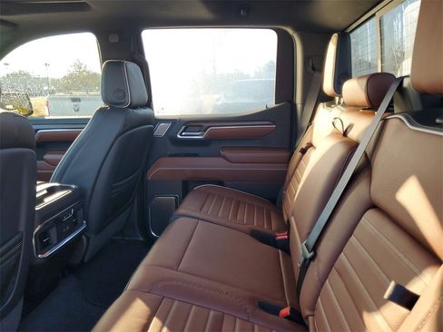 Used 2026 GMC Sierra 1500 Denali Ultimate image 30
