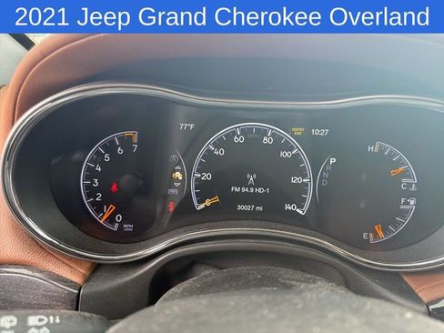 Used 2021 Jeep Grand Cherokee Overland AWD/4WD image 27