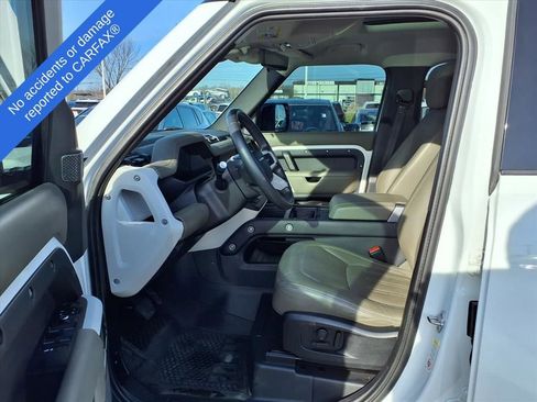 Used 2020 Land Rover Defender 110 HSE image 18