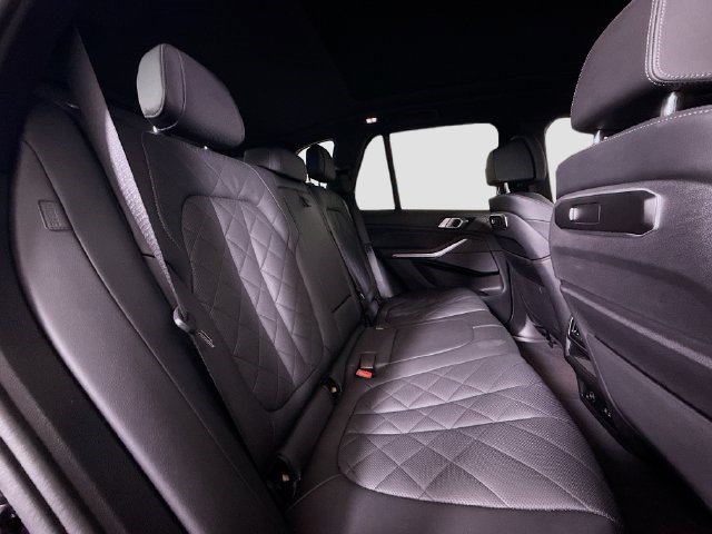 Used 2024 BMW X5 sDrive40i RWD image 26