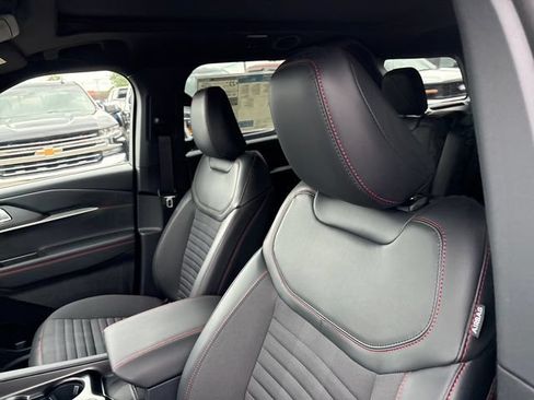 New 2026 Ford Explorer ST-Line AWD/4WD image 10