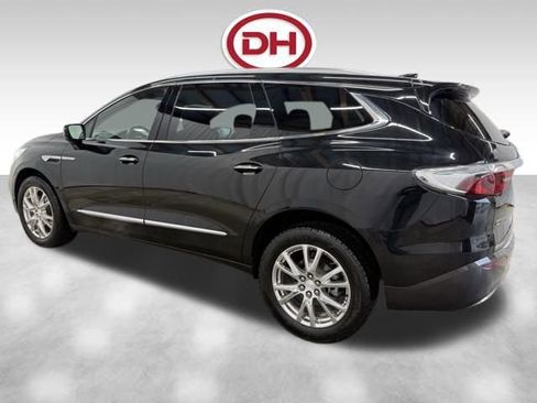 Used 2022 Buick Enclave Essence w/ Experience Buick Package image 5