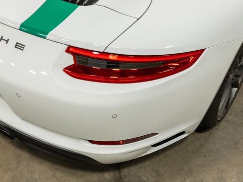 Used 2019 Porsche 911 Carrera T RWD image 26