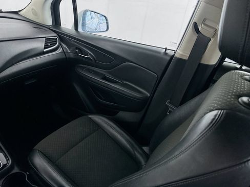 Used 2019 Buick Encore Preferred FWD image 21