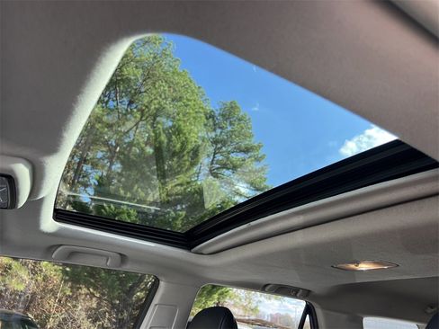 Used 2018 Toyota 4Runner SR5 image 28