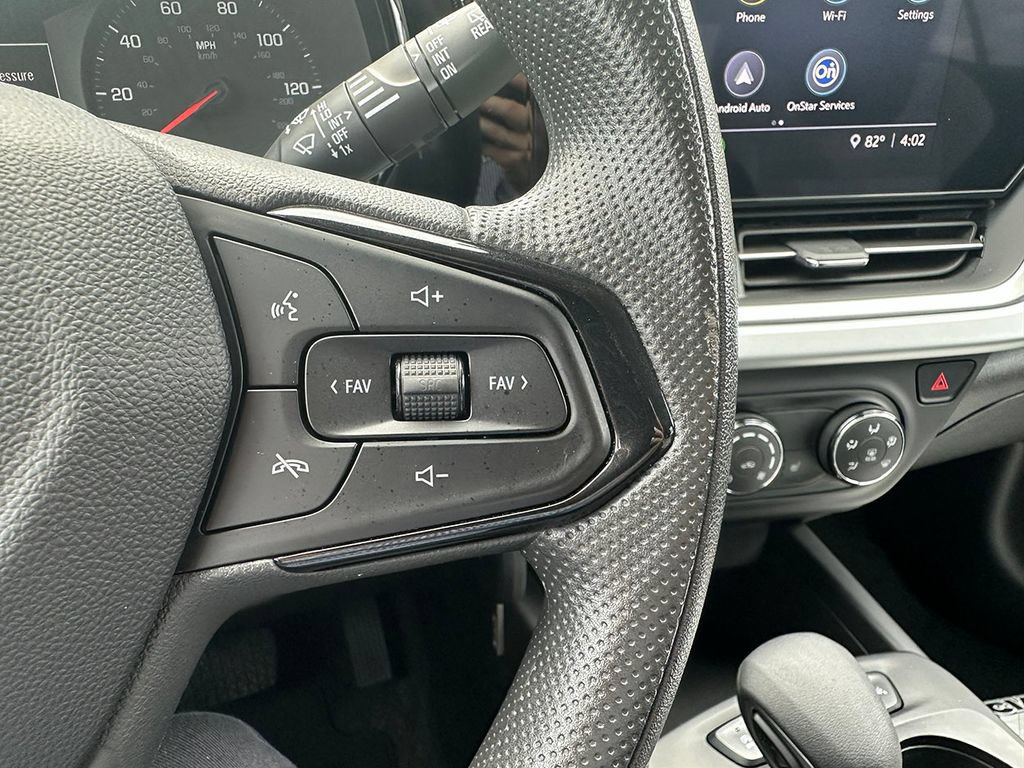 Used 2024 Chevrolet Trax LS w/ LS Convenience Package FWD image 28