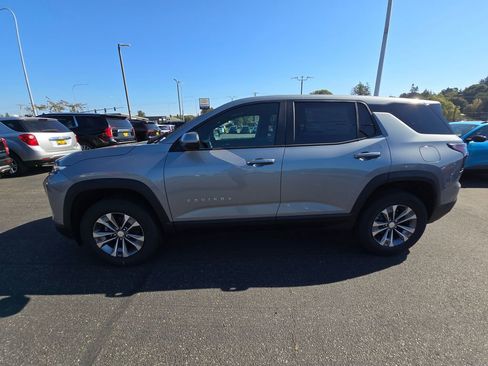 New 2026 Chevrolet Equinox LT image 8