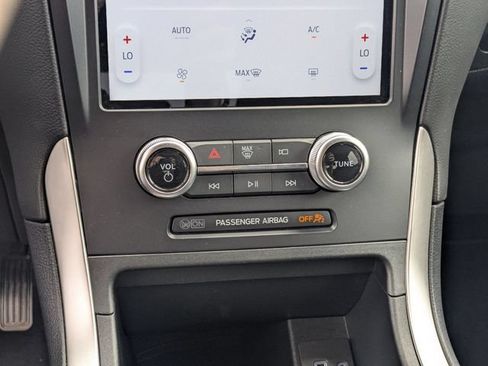 Used 2024 Ford Edge SE AWD/4WD image 20