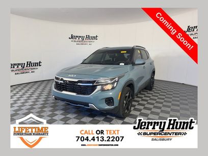 Used 2024 Kia Seltos EX