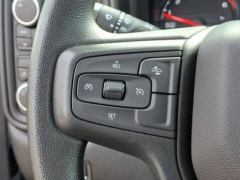 Used 2024 Chevrolet Silverado 1500 Custom image 25