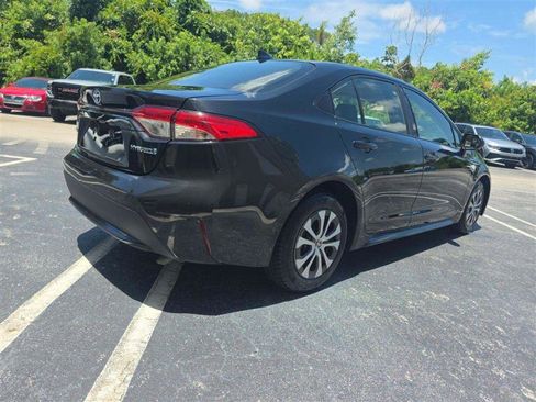 Used 2022 Toyota Corolla LE FWD image 5