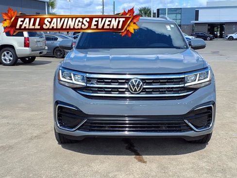 Used 2020 Volkswagen Atlas Cross Sport SEL R-Line AWD/4WD image 7