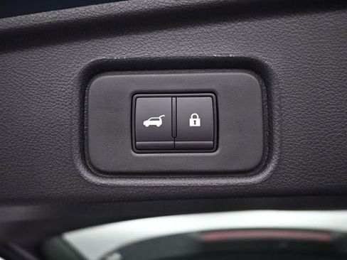 New 2026 Nissan Pathfinder SL w/ SL Premium Package AWD/4WD image 32