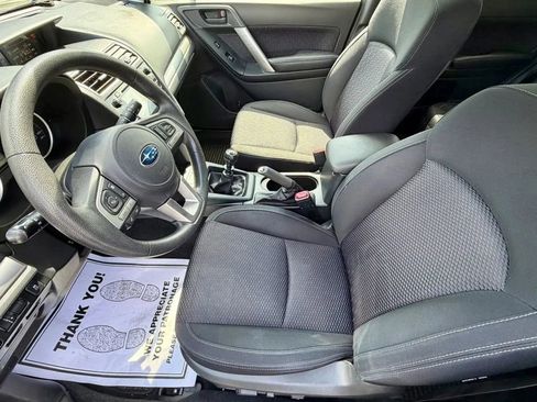 Used 2017 Subaru Forester 2.5i Premium AWD/4WD image 8