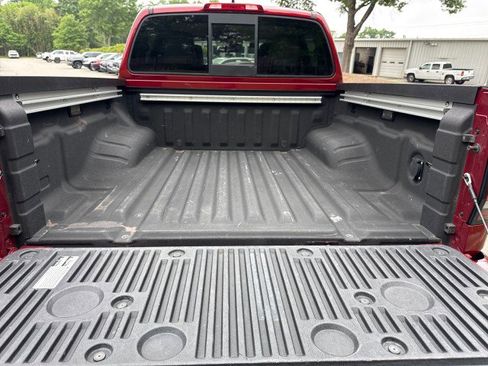 Used 2022 Nissan Frontier SV RWD image 46