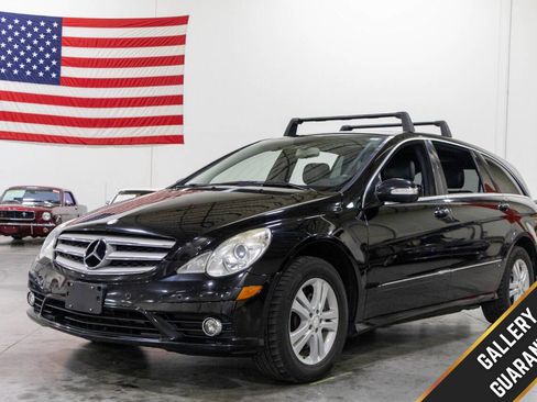 Used 2008 Mercedes-Benz R 350 4MATIC image 1